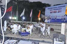 INDIAN NAVY BAND ENTHRALS PUBLIC AT SHIVAJI PARK 