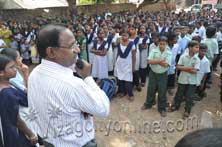 Commissioner addressing the pupil at Malkapuram on nehru jayanthi