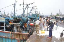 Mechanised boats to go to sea delayed