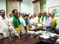 TDP protests for seeds, fertilisers