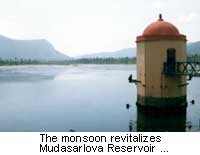 The monsoon revitalizes Mudasarlova Reservoir ...