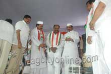 PRP MLAsof Vizag Joins in Congress