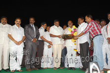 Minister for Transports and Minister for Infra felicitating to Mayor