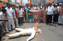 Protests on petro price hike Demand to quit power Effigies burnt at junctions