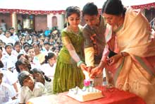 cakecutting_saibaba