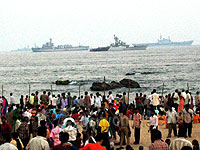 The crowd at RK Beach