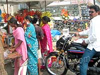 Makeshift florist stands had brisk business on New Years day in Vizag.