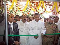 Home Minister K. Jana Reddy inaugurating RFSL building