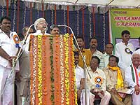 Lalu visits Visakhaptanam