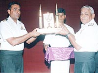 Vice Admiral O.P Bansal presenting 'Floteve-2005' trophy